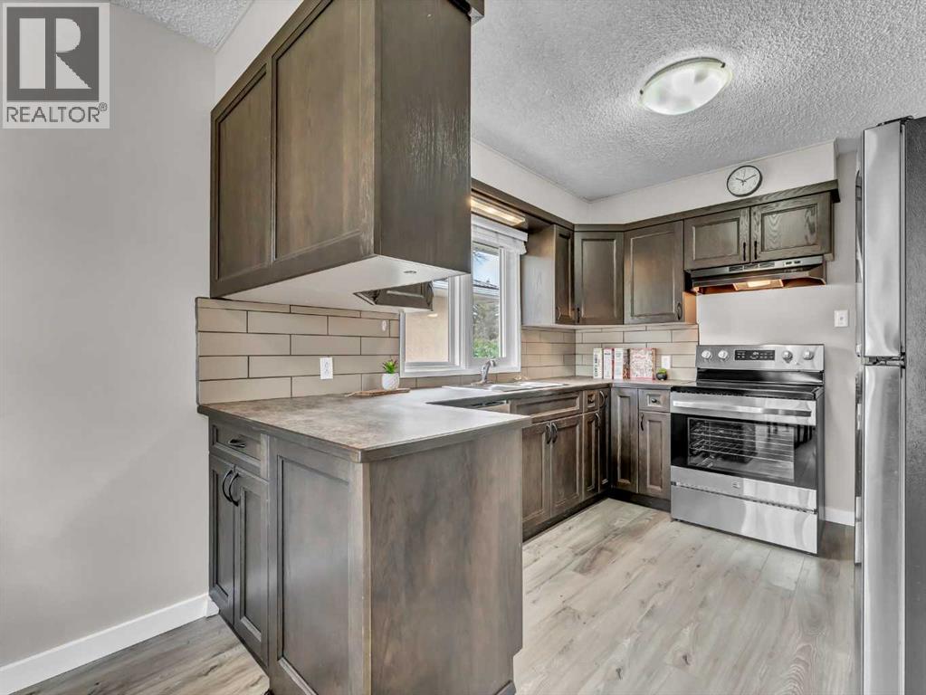 166 Mitchell Crescent NW — photo 13