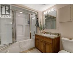 710 8th Avenue W, Beaverlodge, AB T0H0C0 Photo 31