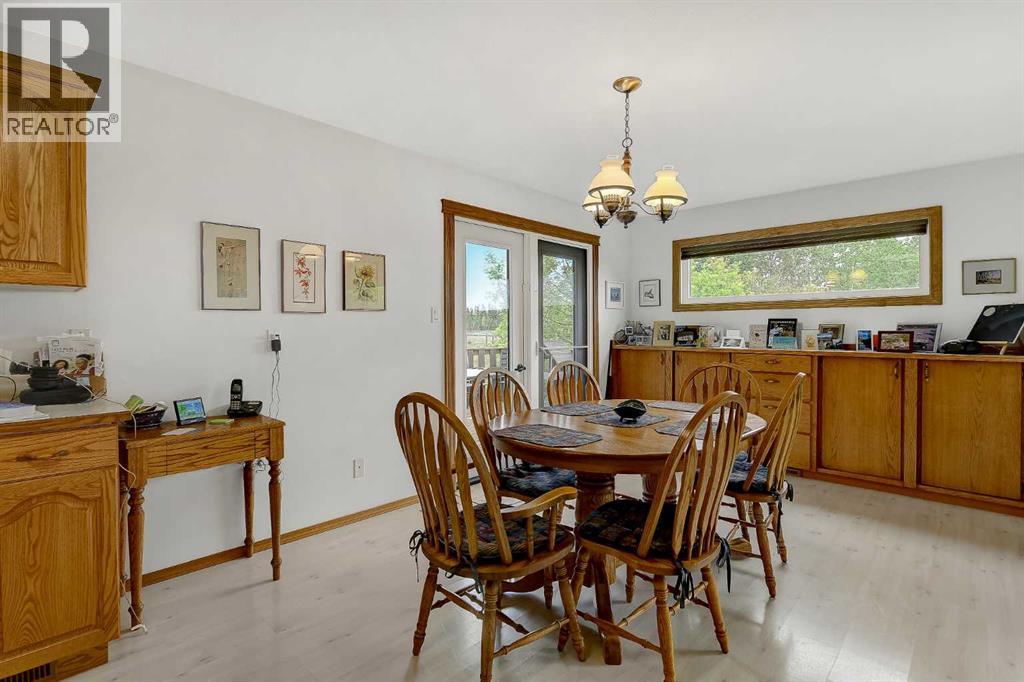 710 8th Avenue W - 5