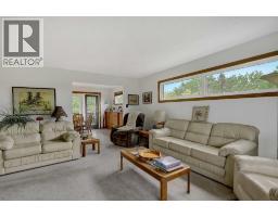 710 8th Avenue W, Beaverlodge, AB T0H0C0 Photo 16