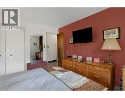 710 8th Avenue W, Beaverlodge, AB T0H0C0 Photo 45