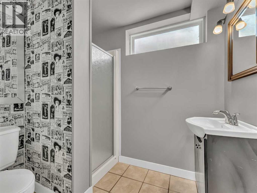 166 Mitchell Crescent NW — photo 32