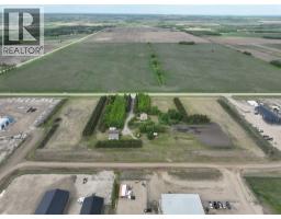 710 8th Avenue W, Beaverlodge, AB T0H0C0 Photo 36