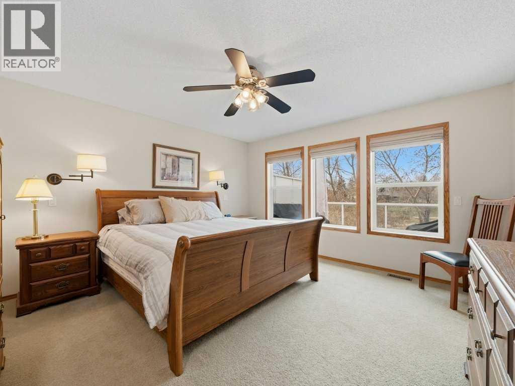 152 Waterstone Place SE - 16