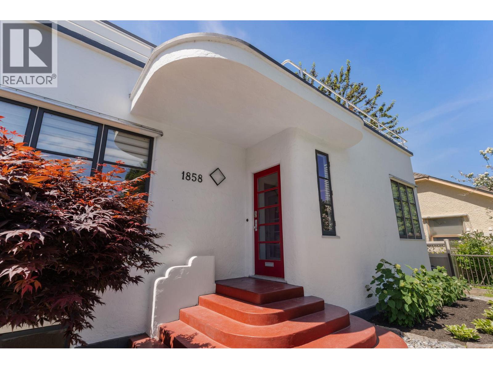 1858 Abbott Street - 2