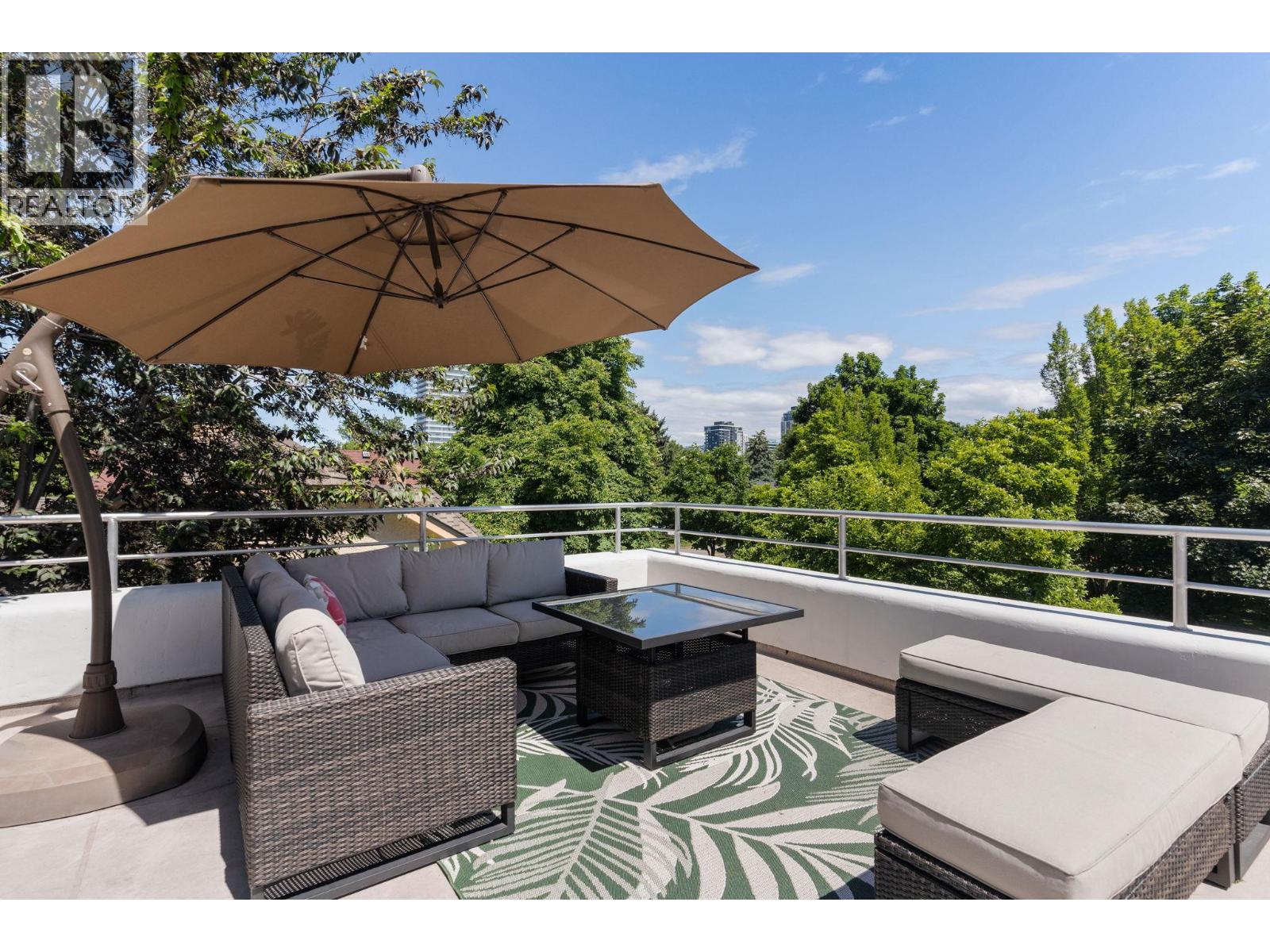 1858 Abbott Street - 54