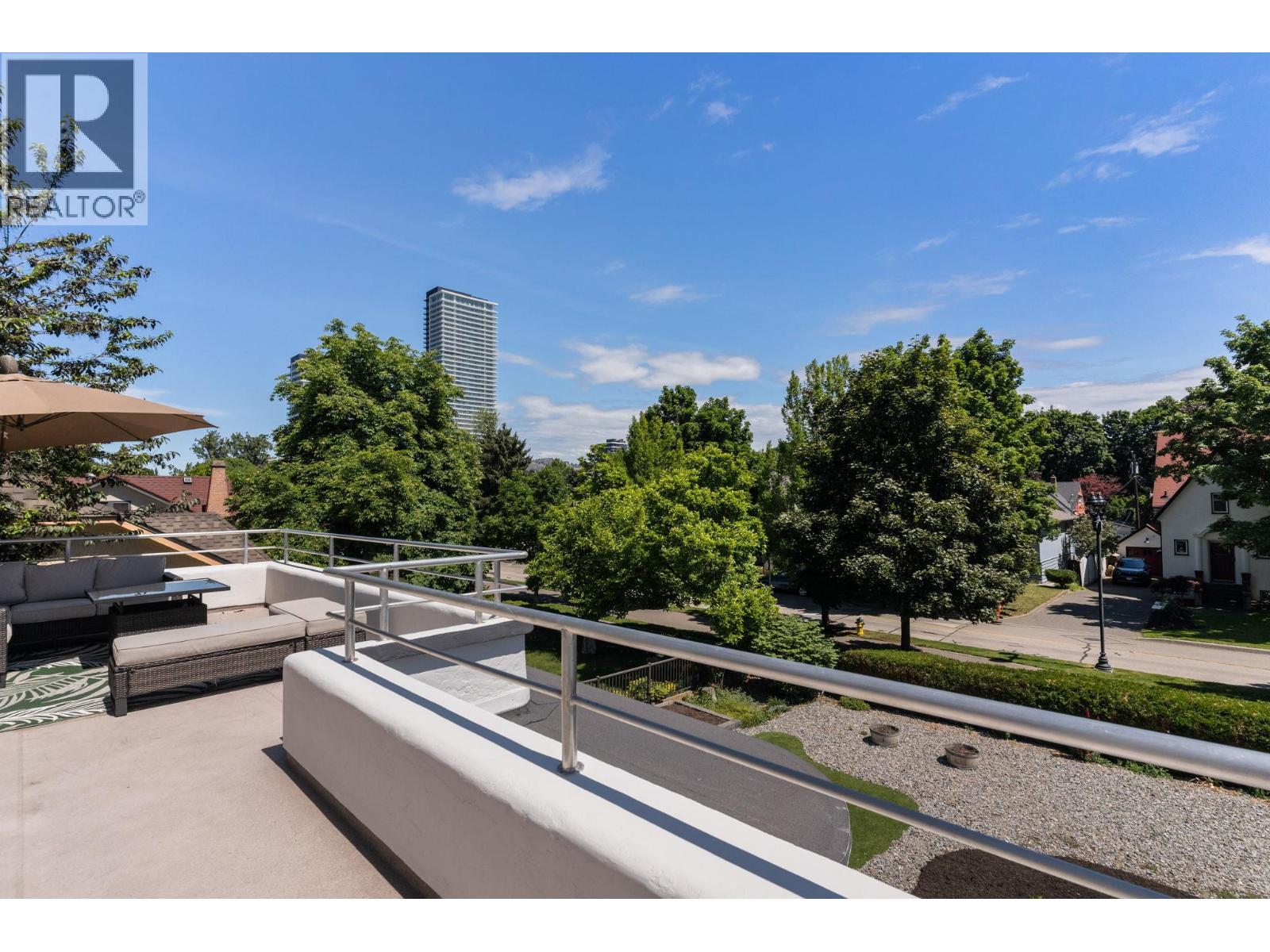 1858 Abbott Street - 58