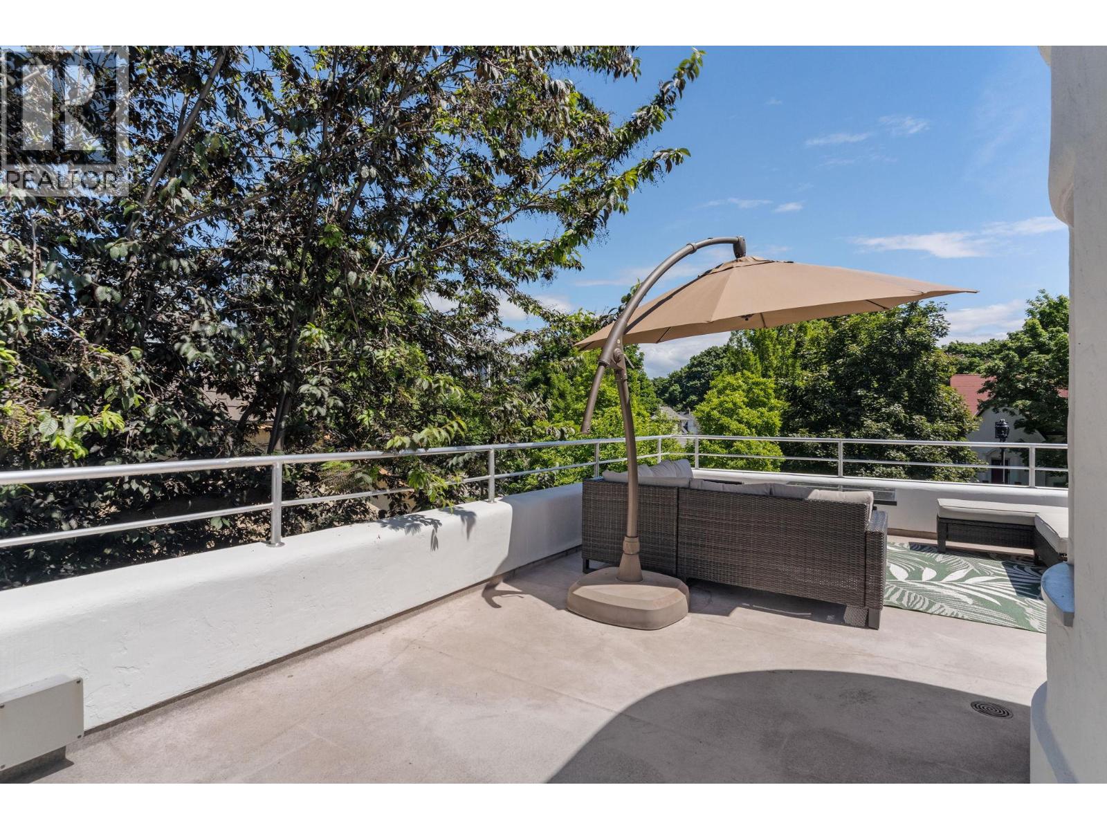 1858 Abbott Street - 57