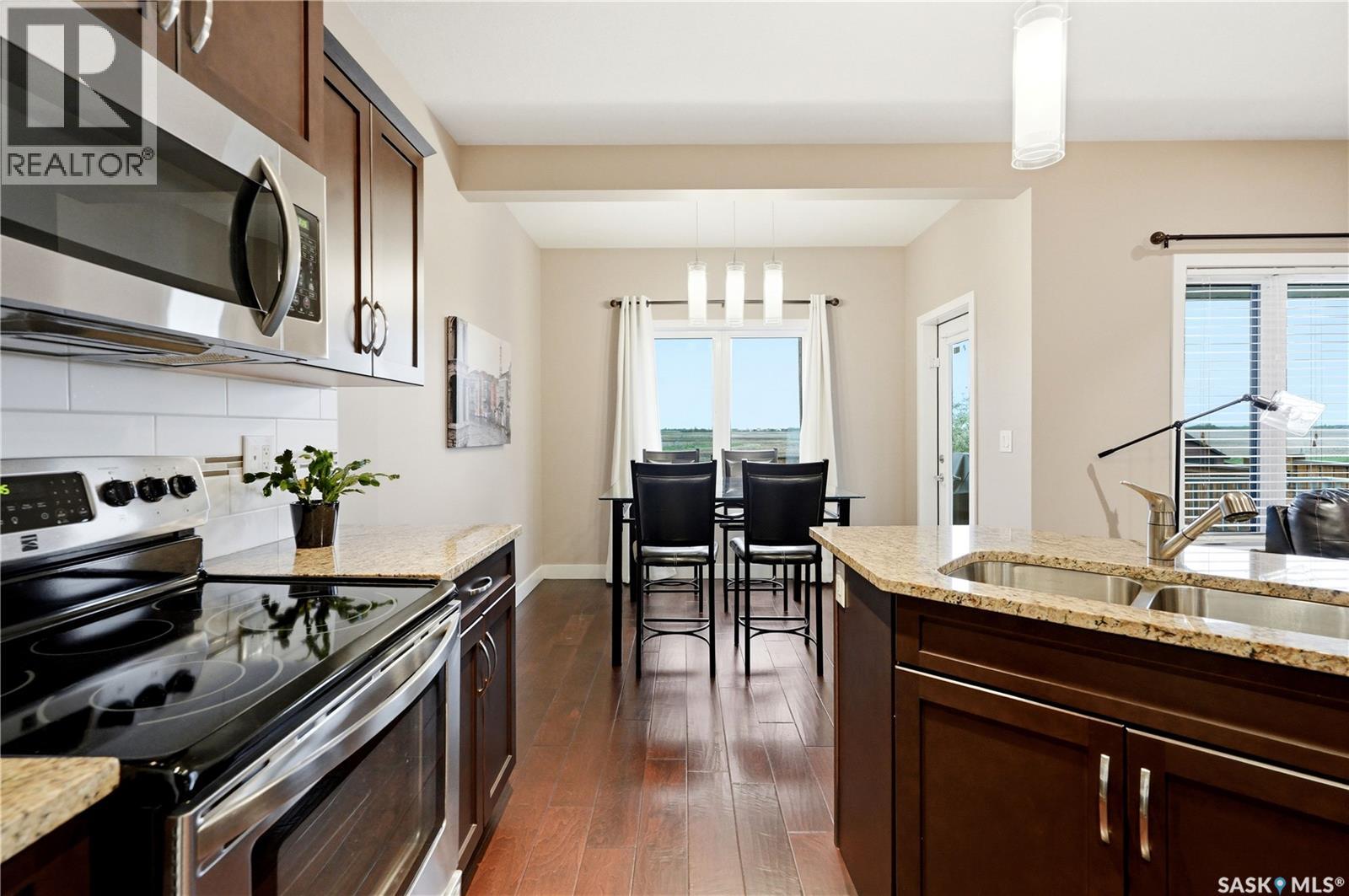 433 Redwood CRESCENT — photo 15