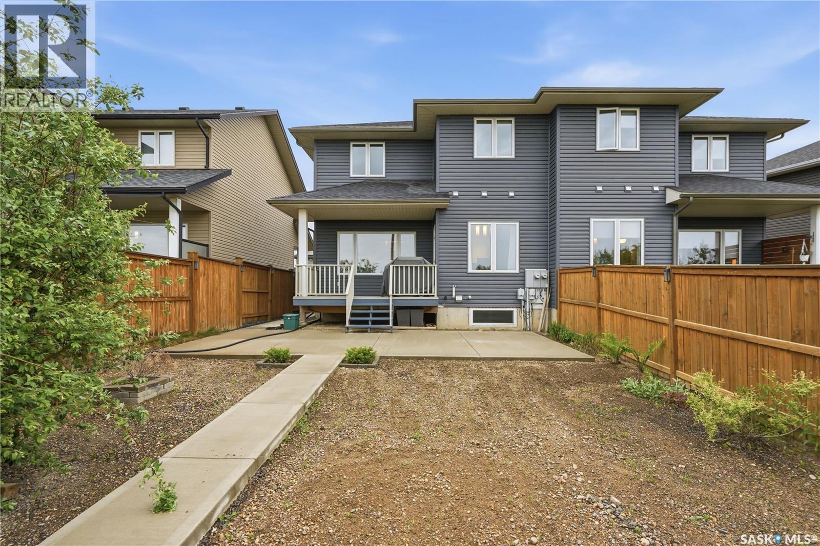 433 Redwood CRESCENT — photo 48