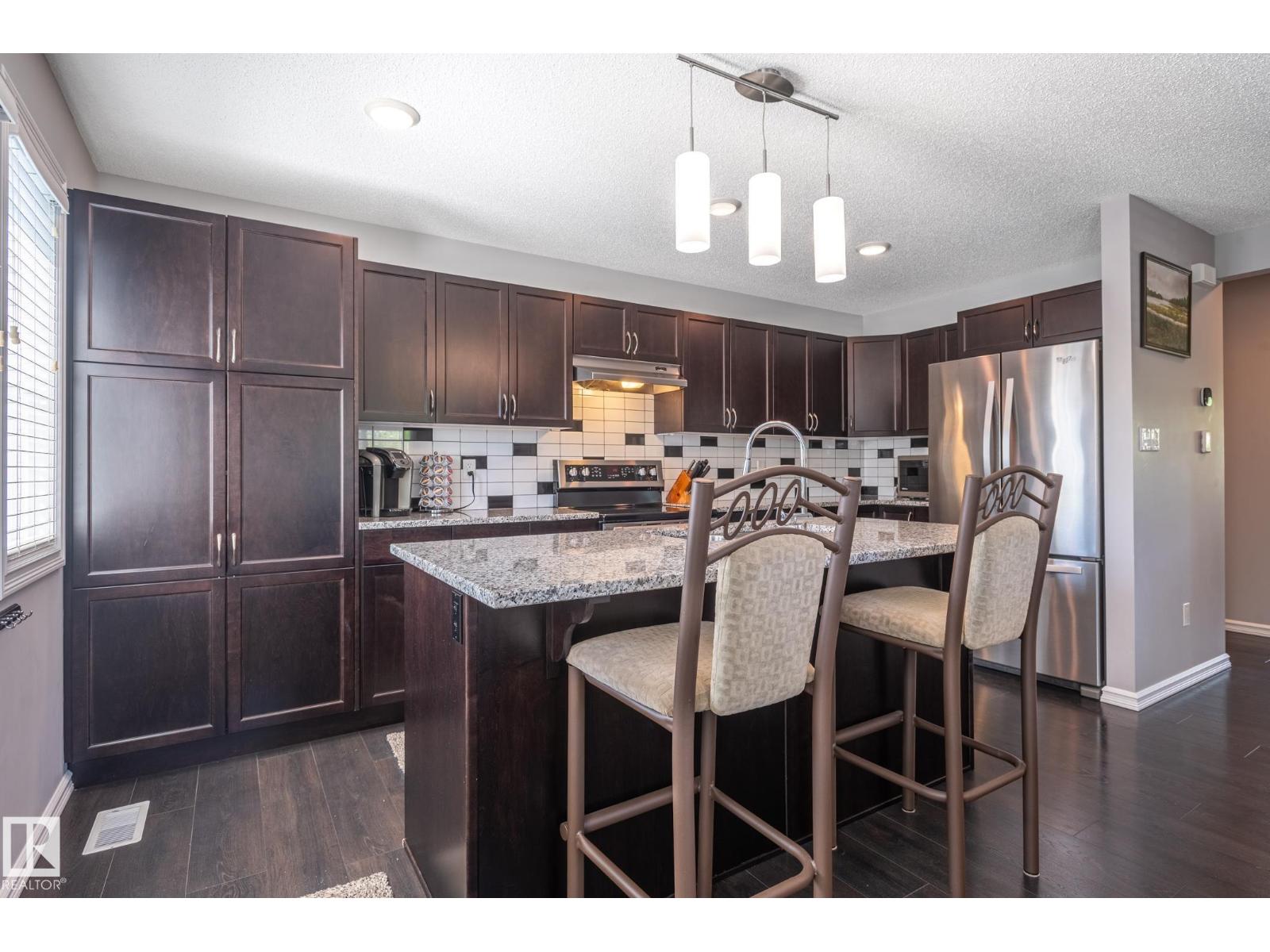 21903 91 AV NW - photo 4
