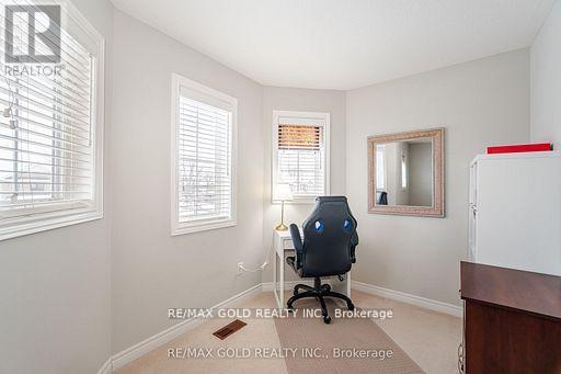 85 ANDERSON ROAD - 27