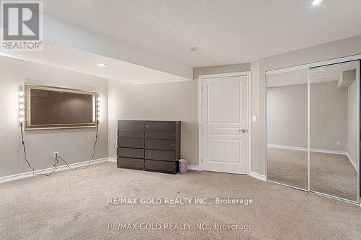 85 ANDERSON ROAD - 33