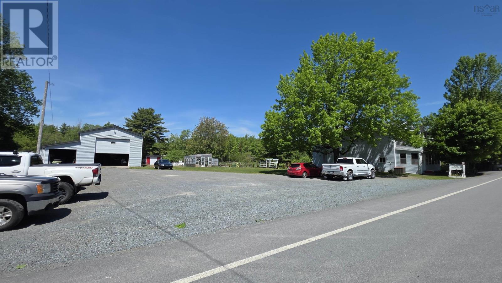 6148 Highway 208 - 2