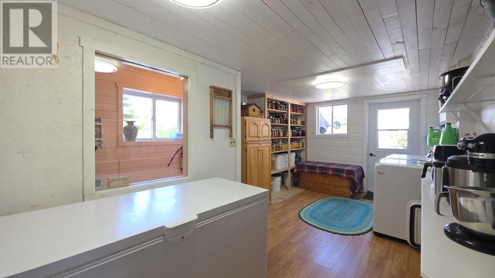 6148 Highway 208 - 34