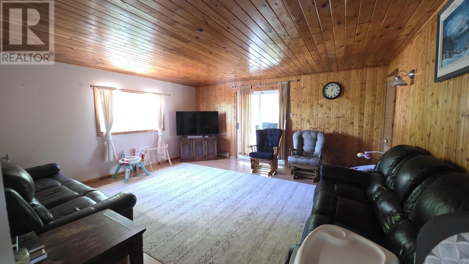 6148 Highway 208 - 42