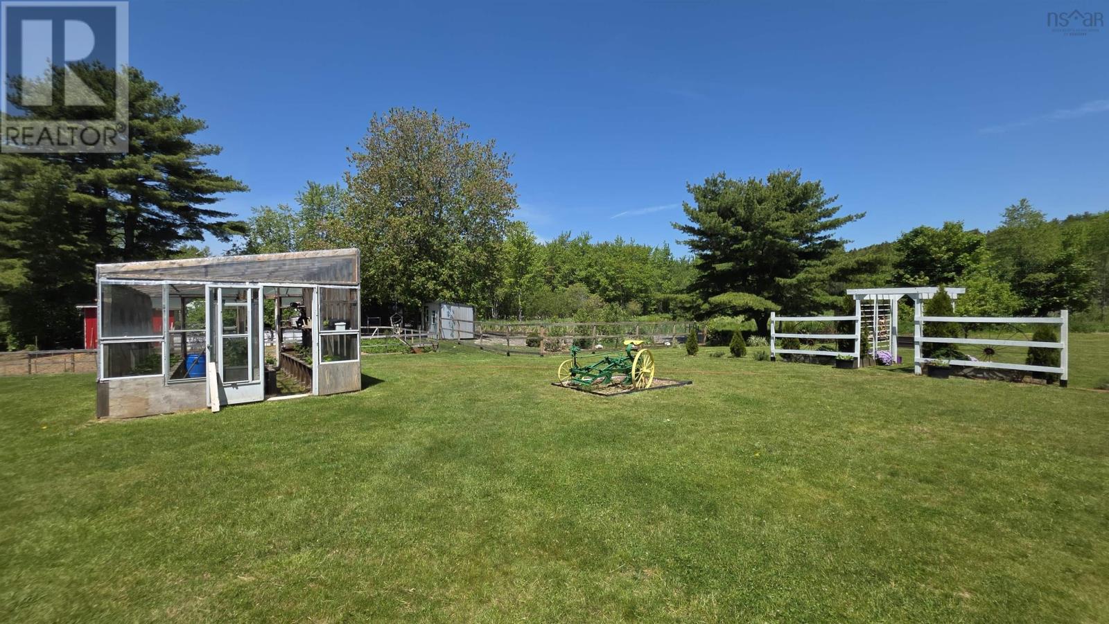 6148 Highway 208 - 6