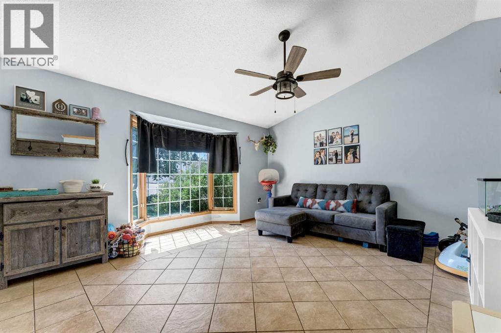 714 19A Street NE - photo 5