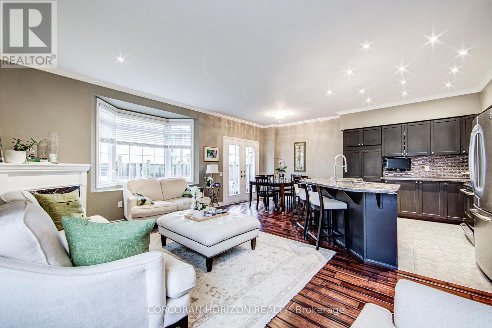 #17 5080 FAIRVIEW STREET - 12
