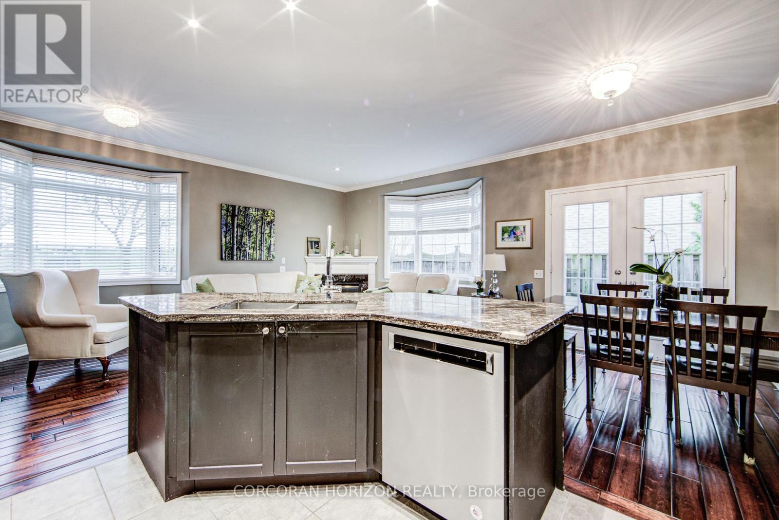 #17 5080 FAIRVIEW STREET - 22