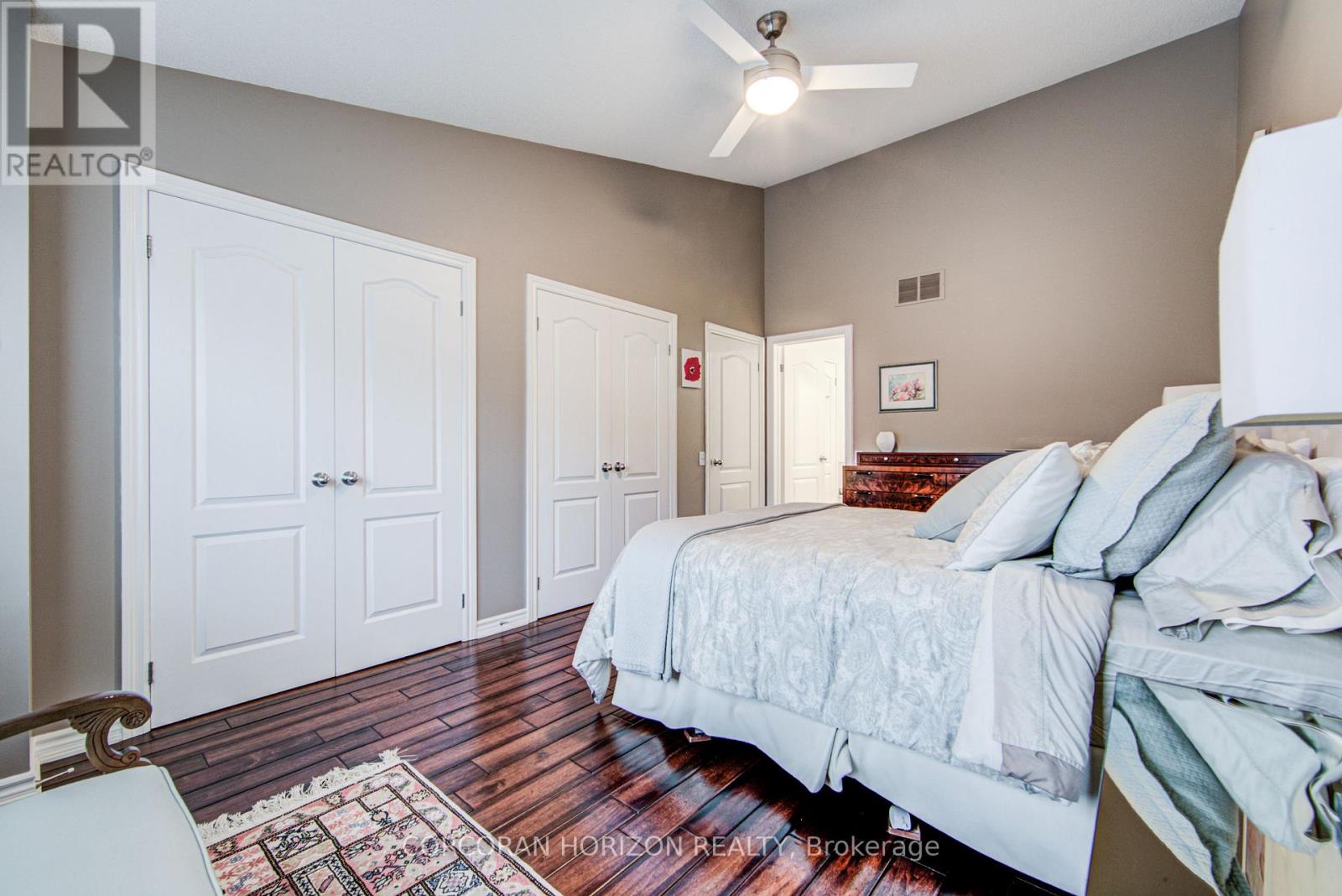 #17 5080 FAIRVIEW STREET - 31