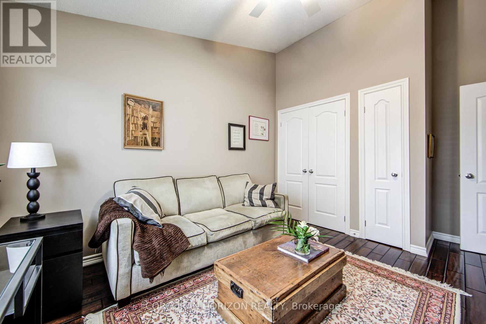 #17 5080 FAIRVIEW STREET - 34