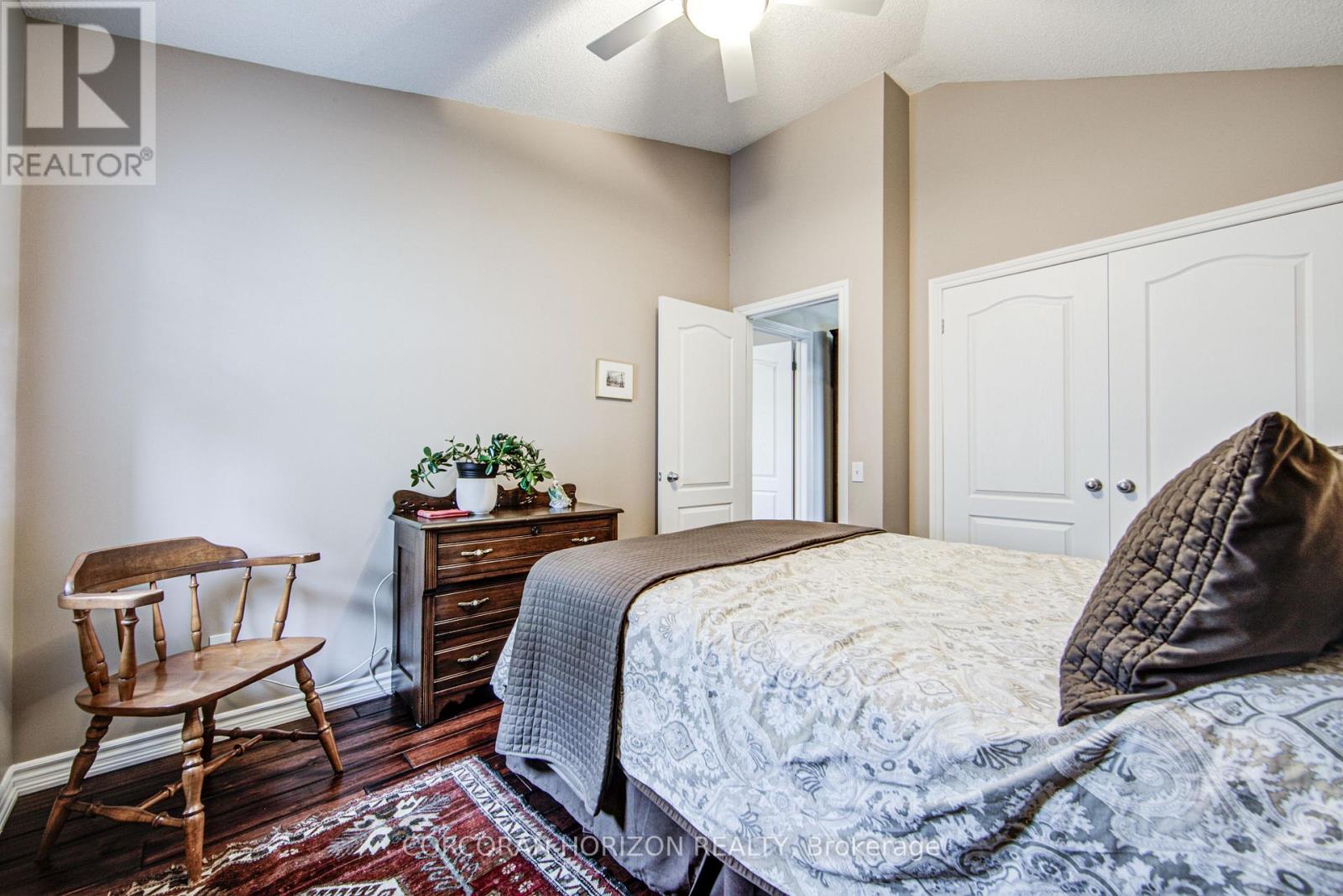 #17 5080 FAIRVIEW STREET - 36