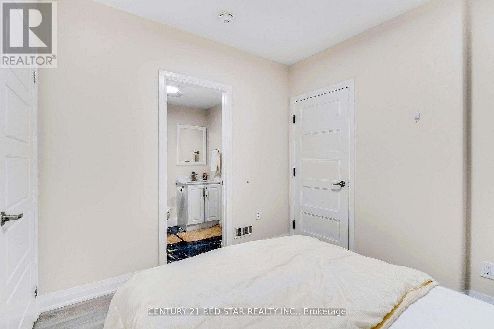 3251 HARASYM TRAIL - 41
