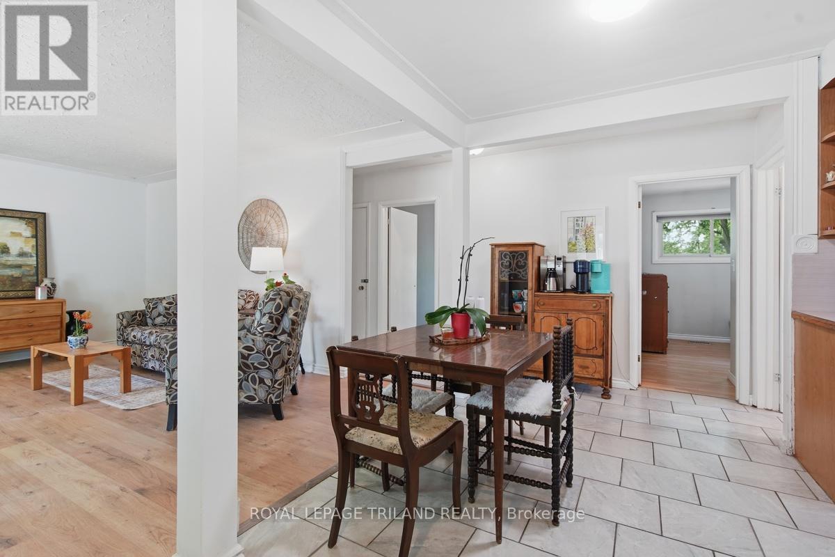 1505 MCLARENWOOD TERRACE - 11