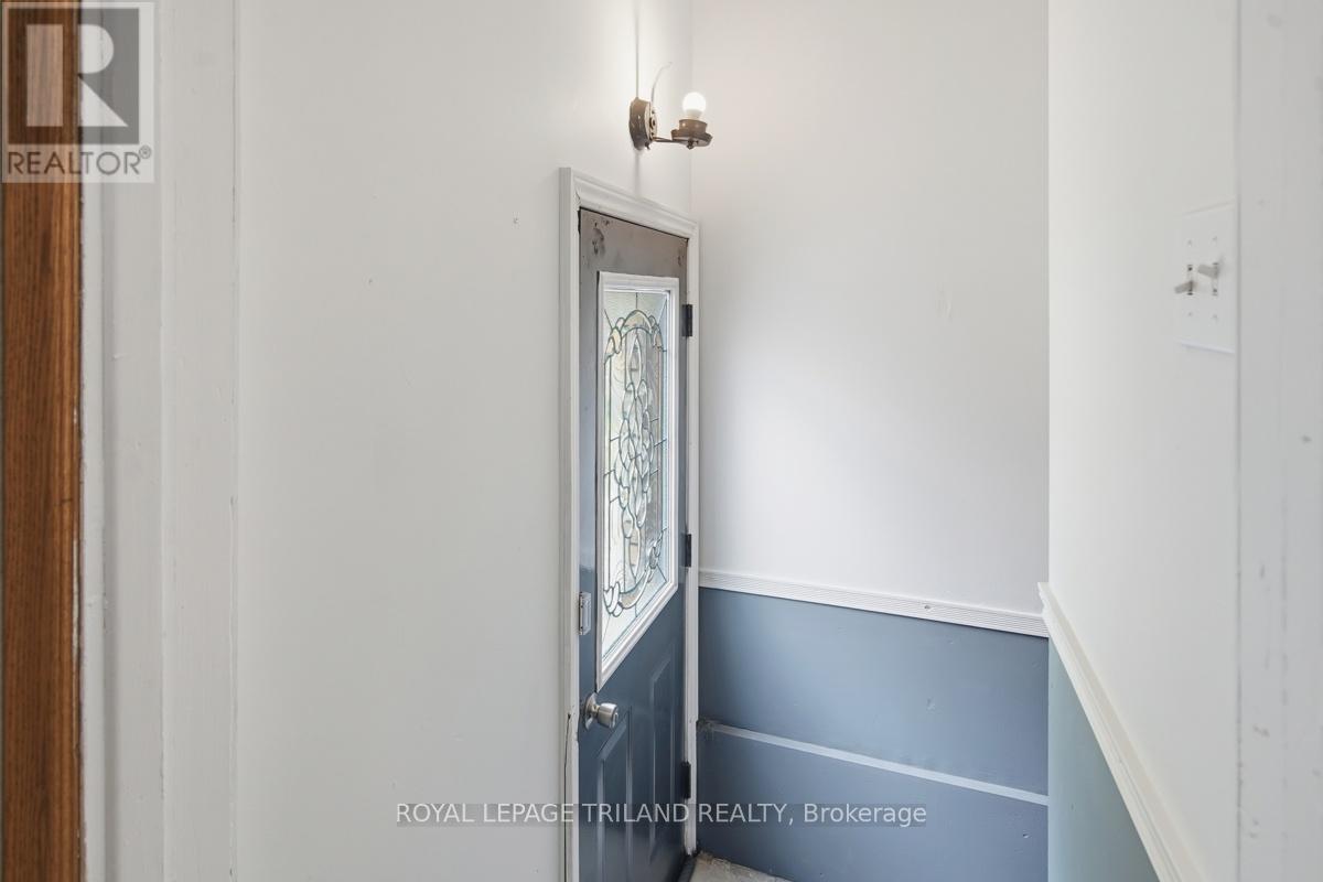 1505 MCLARENWOOD TERRACE - 25