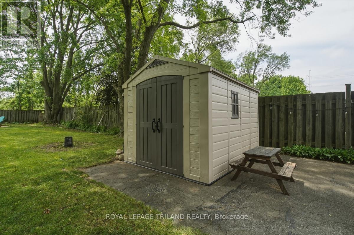 1505 MCLARENWOOD TERRACE - 37