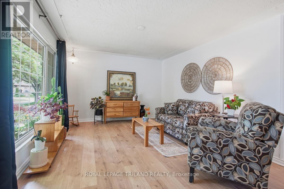 1505 MCLARENWOOD TERRACE - 7