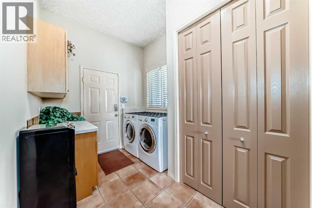 62 Chapala Crescent SE — photo 27