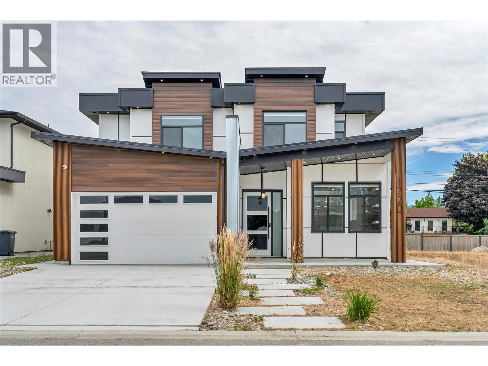 1720 Treffry Place, Summerland