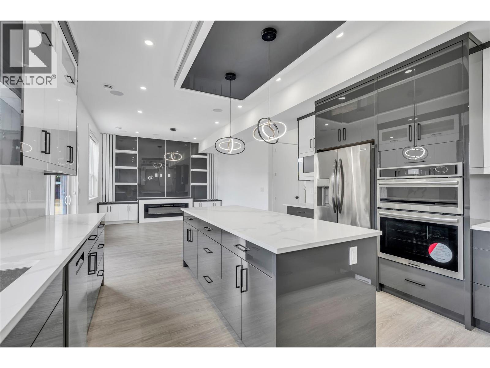 1720 Treffry Place, Summerland