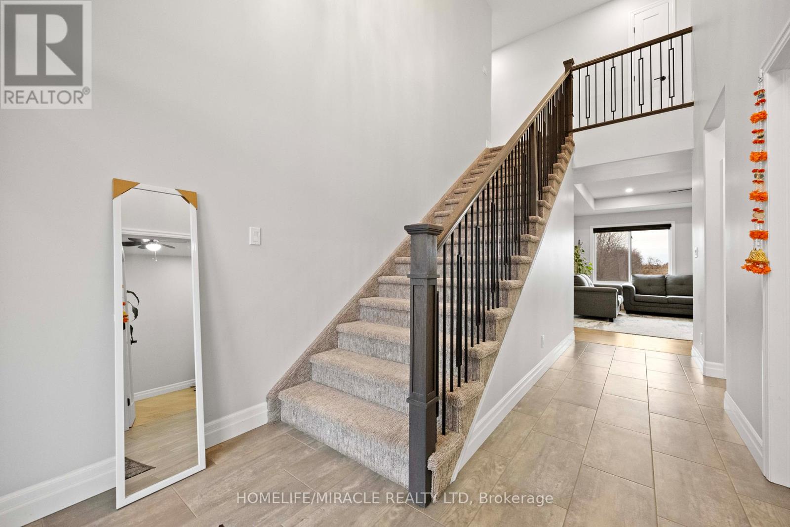 61 RAYCROFT DRIVE - 5
