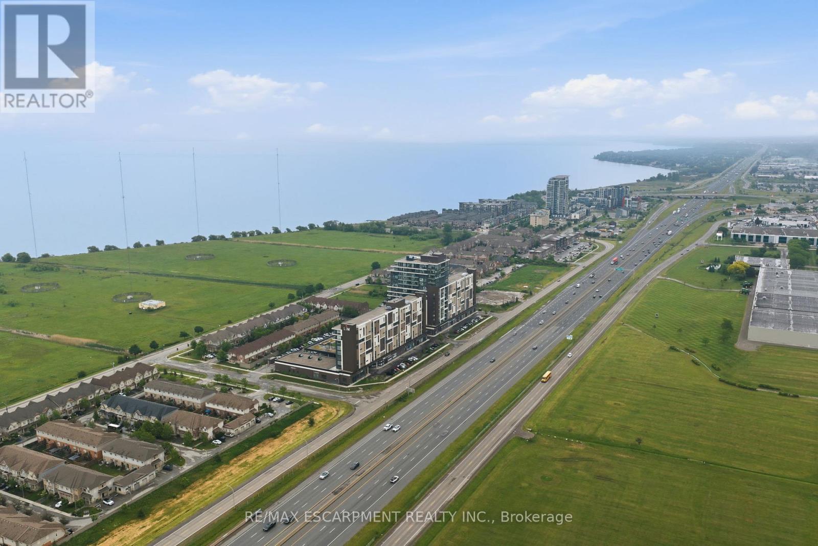 #1201 550 NORTH SERVICE ROAD - 2
