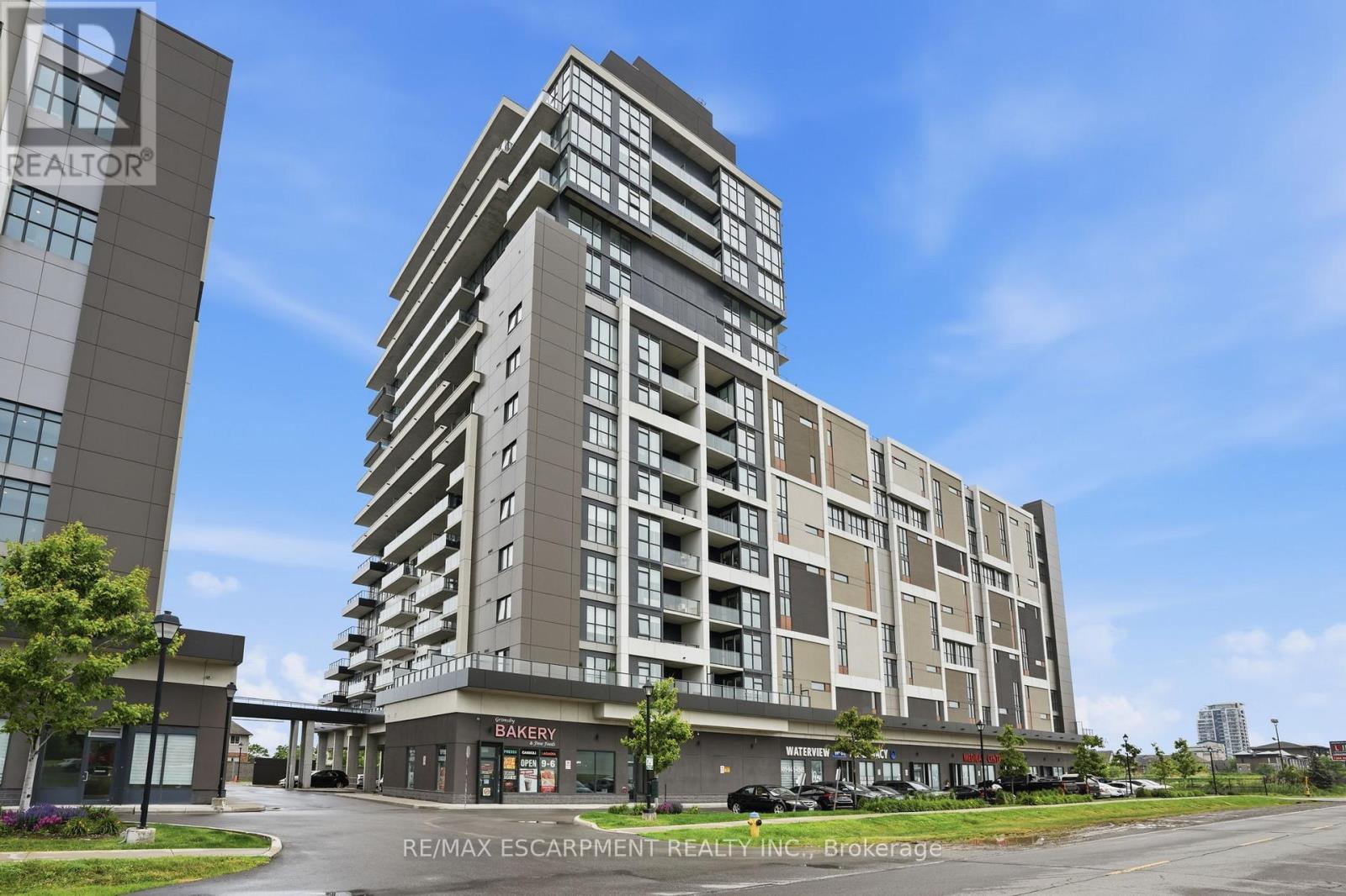 #1201 550 NORTH SERVICE ROAD - 3