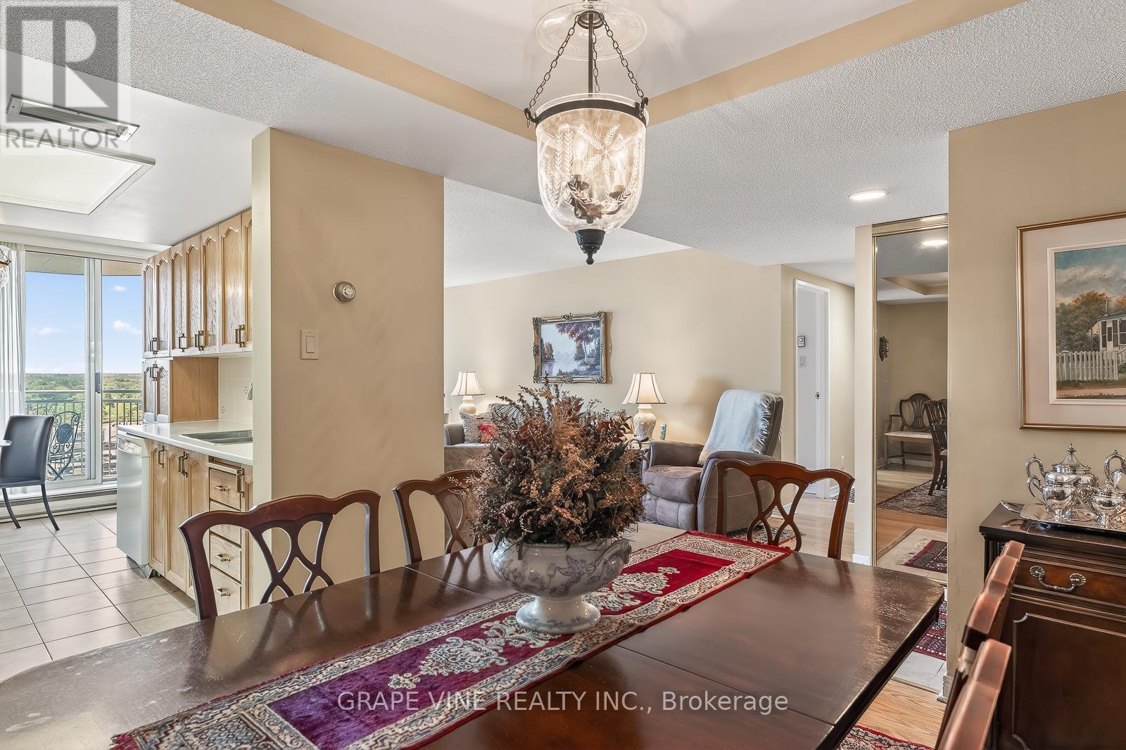 #1115 100 GRANT CARMAN DRIVE - 10