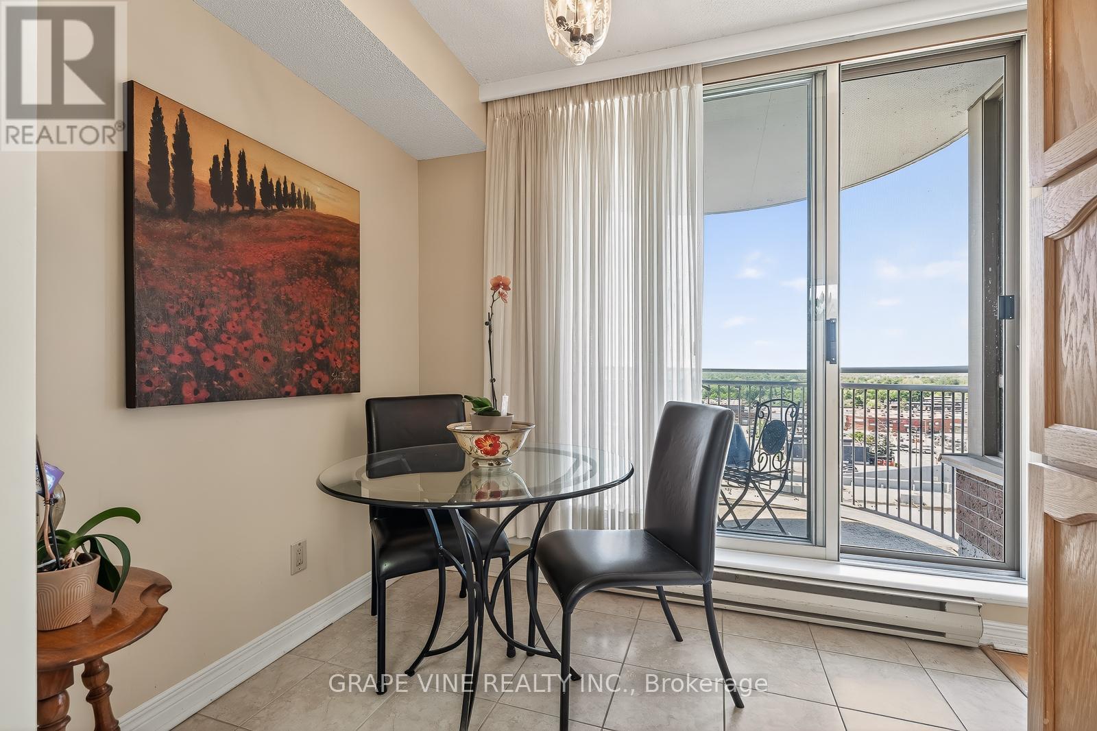 #1115 100 GRANT CARMAN DRIVE - 16