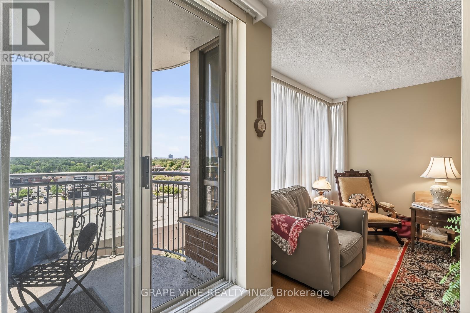 #1115 100 GRANT CARMAN DRIVE - 17