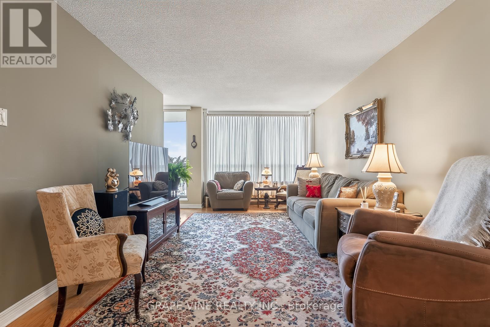 #1115 100 GRANT CARMAN DRIVE - 21