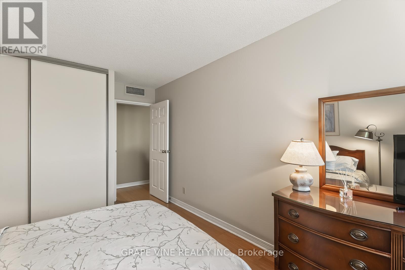 2 Bed, 2 Bath House for Sale in Ottawa – 1115 – 100 GRANT CARMAN DRIVE, Ottawa – MLS# X13428662 - Image 35
