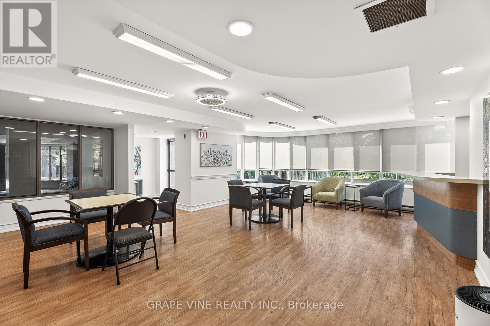 2 Bed, 2 Bath House for Sale in Ottawa – 1115 – 100 GRANT CARMAN DRIVE, Ottawa – MLS# X13428662 - Image 39