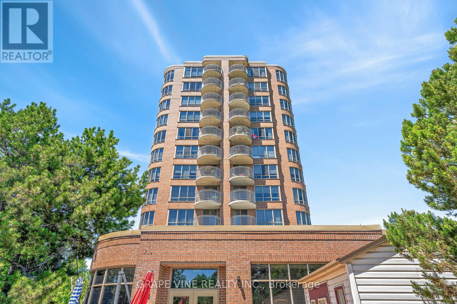 #1115 100 GRANT CARMAN DRIVE - 46