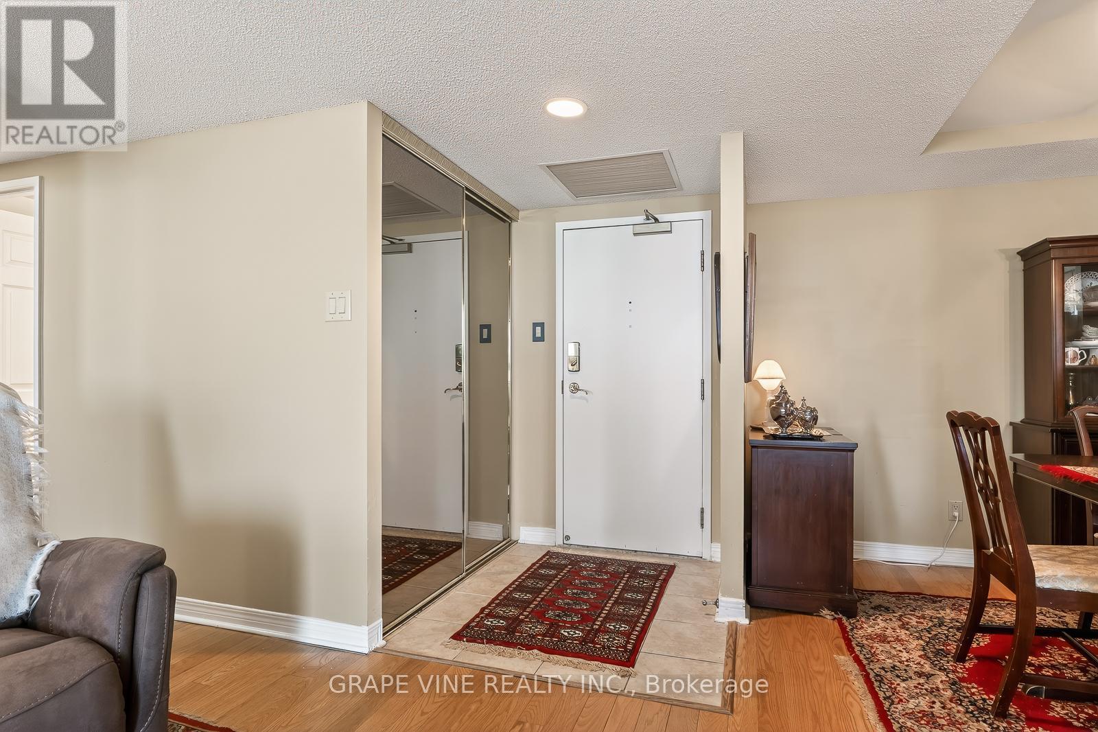 2 Bed, 2 Bath House for Sale in Ottawa – 1115 – 100 GRANT CARMAN DRIVE, Ottawa – MLS# X13428662 - Image 7