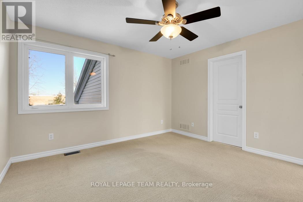 541 SALZBURG DRIVE - 20
