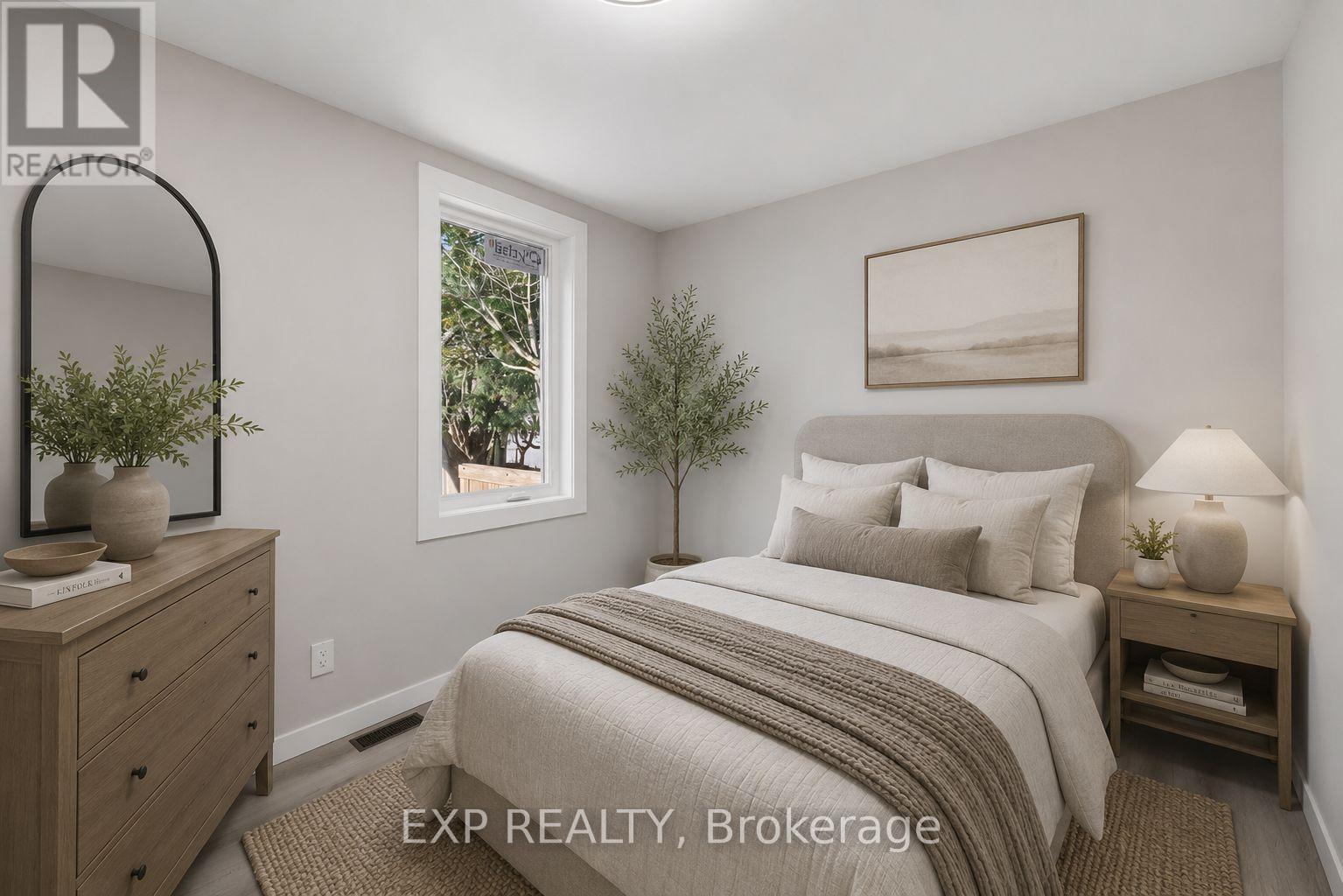 70 MACKAY AVENUE - 12