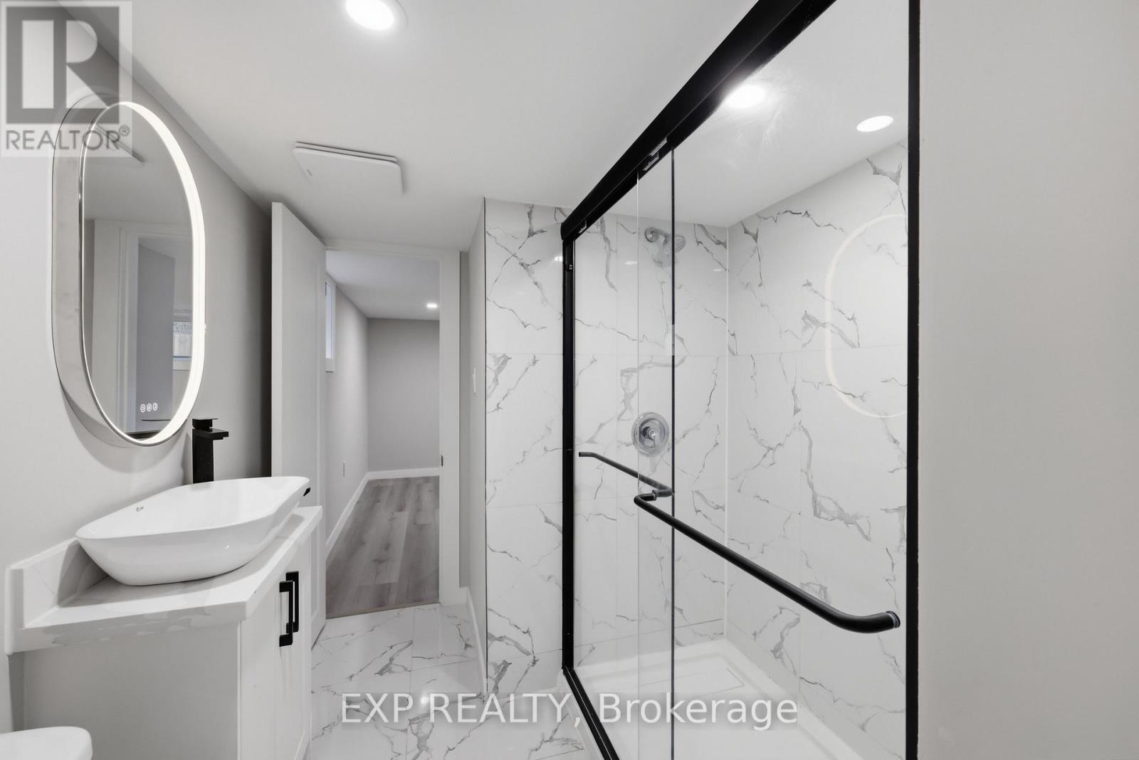 70 MACKAY AVENUE - 27