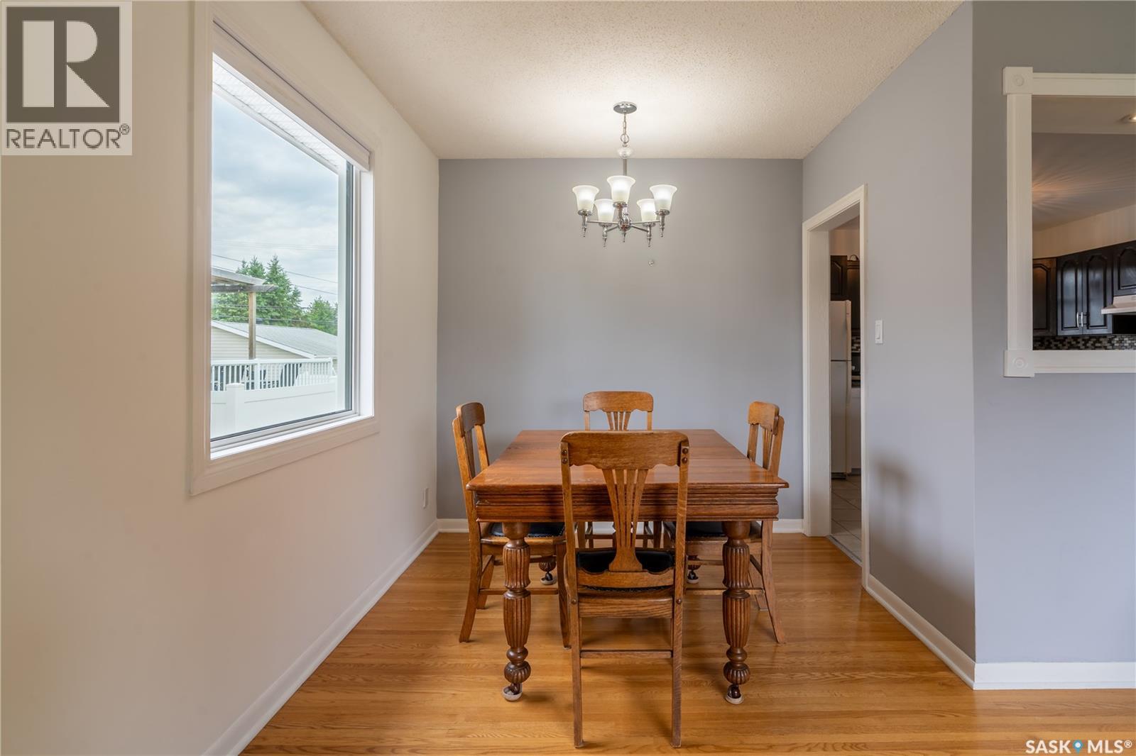 2112 York AVENUE - photo 4
